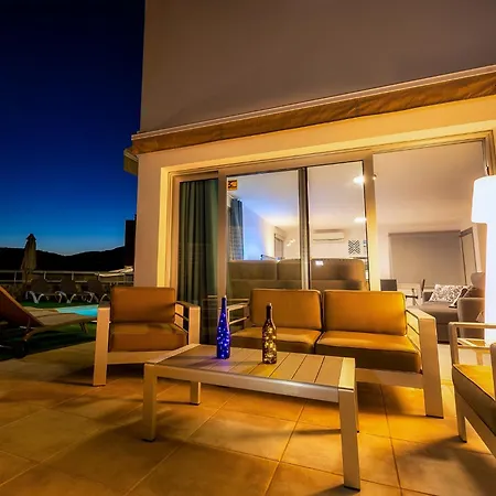 Rosa-soleada Privada Con Piscina Climatizada & Wifi En Tauro-mogan La Playa de Tauro