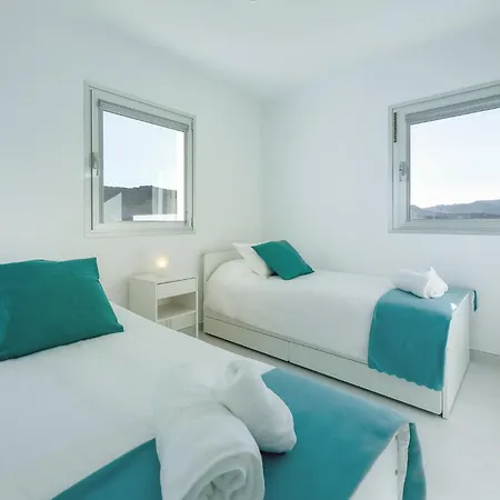 Villa Rosa-soleada Privada Con Piscina Climatizada & Wifi En Tauro-mogan La Playa de Tauro