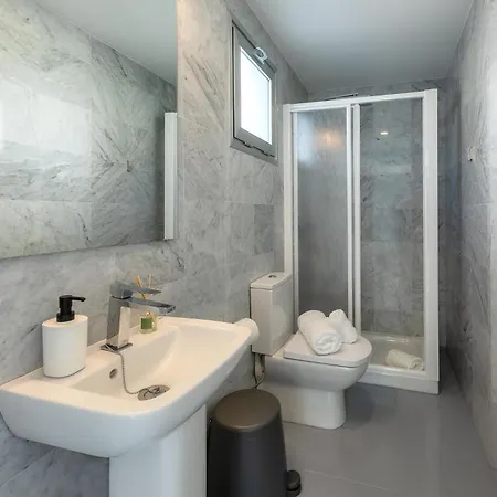 Rosa-soleada Privada Con Piscina Climatizada & Wifi En Tauro-mogan La Playa de Tauro
