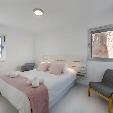 Rosa-soleada Privada Con Piscina Climatizada & Wifi En Tauro-mogan Villa