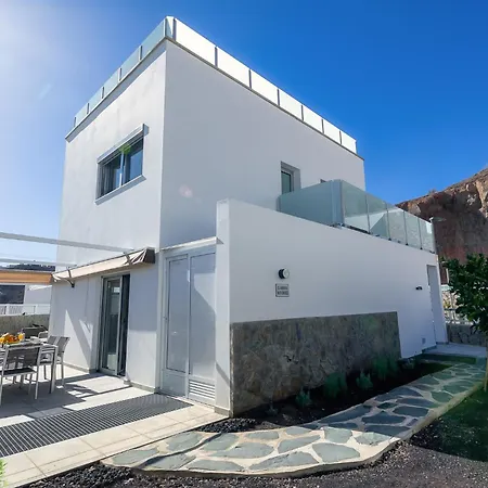 Rosa-soleada Privada Con Piscina Climatizada & Wifi En Tauro-mogan * Ла-Плая-де-Тауро